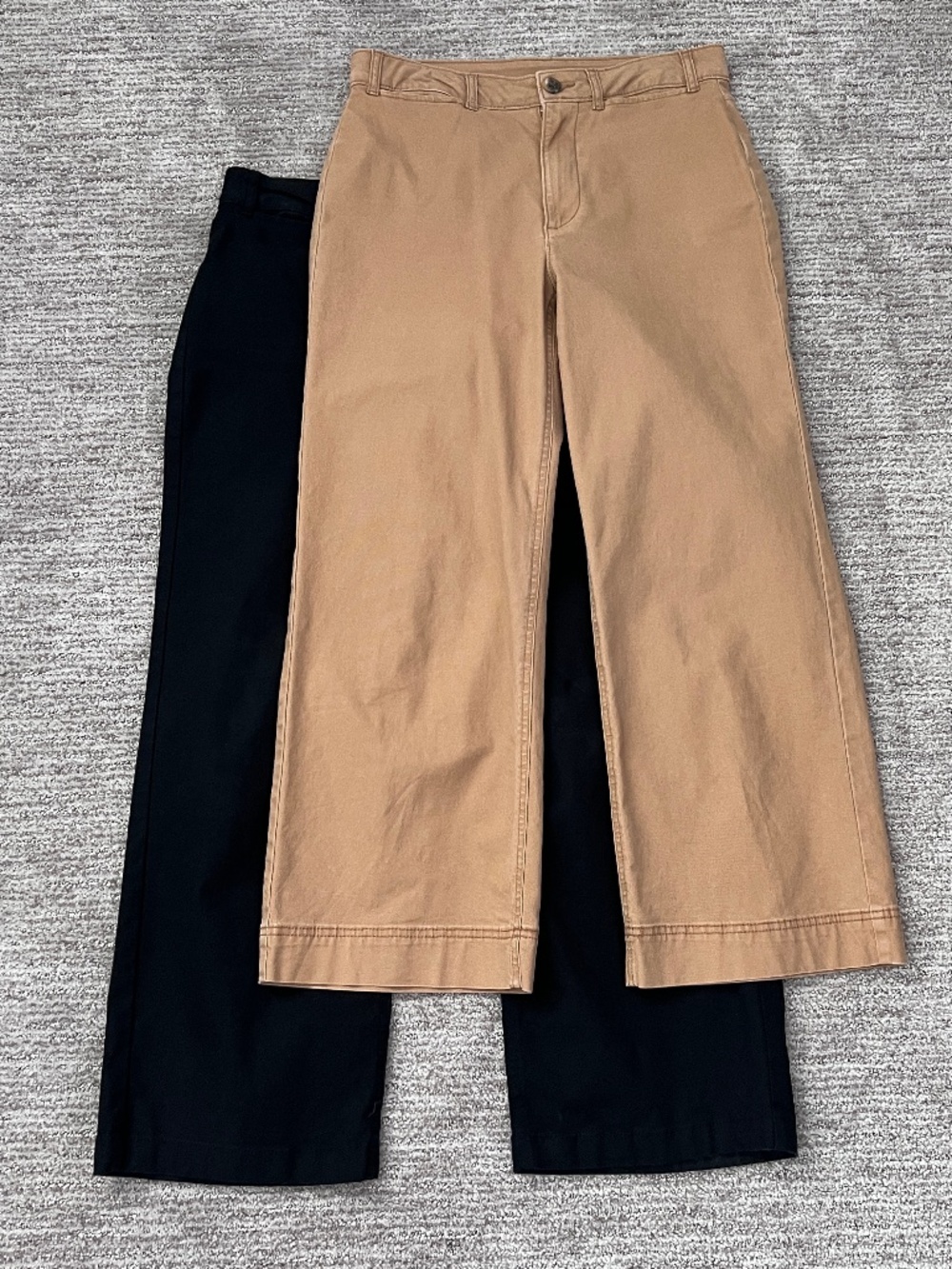 (2) Old Navy High-Waisted Wide-Leg Cropped Chino Pants Size 6